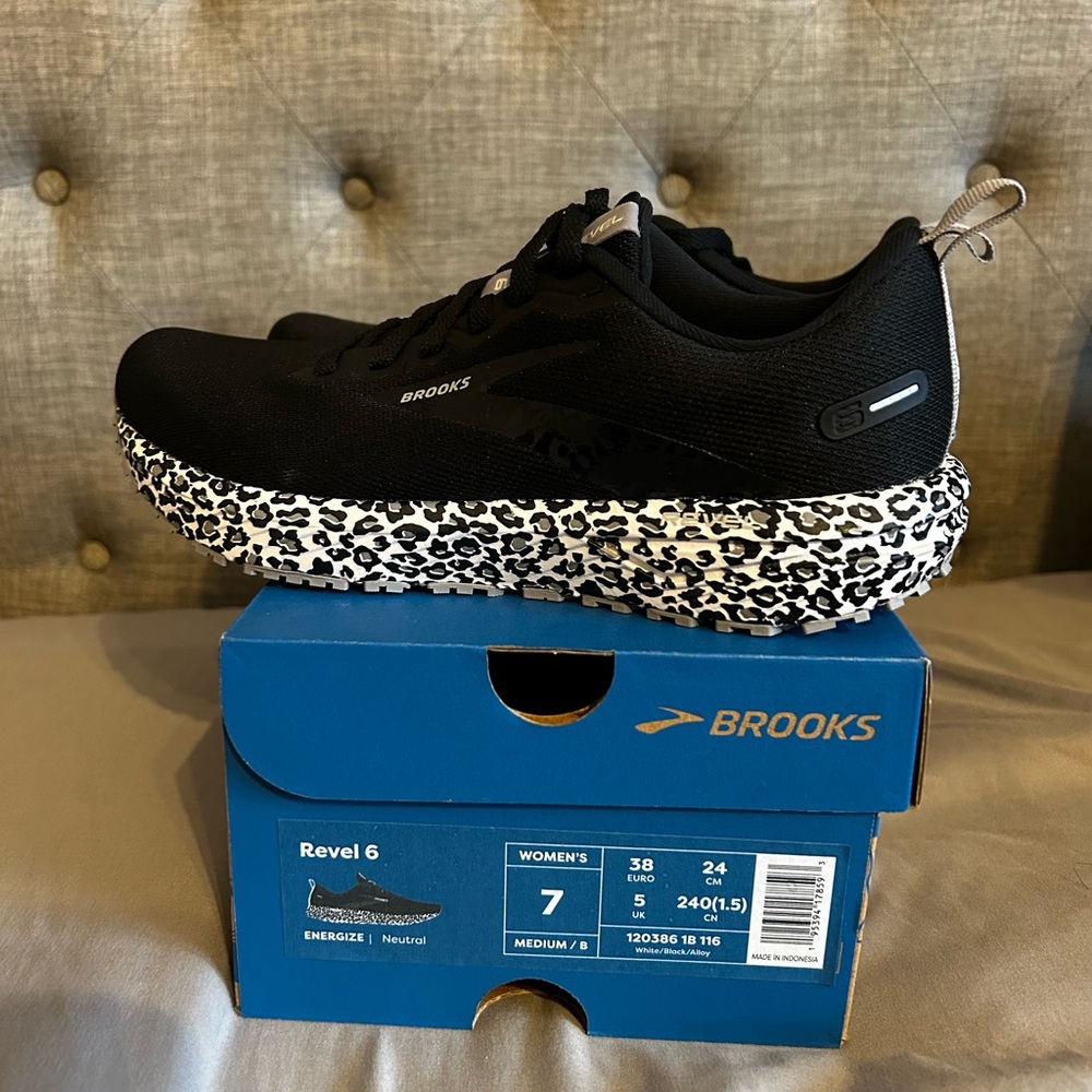 Brooks Revel 6 Running Shoe, New with Box